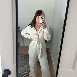 Able Charlyn Relaxed Jumpsuit in Cream Size S